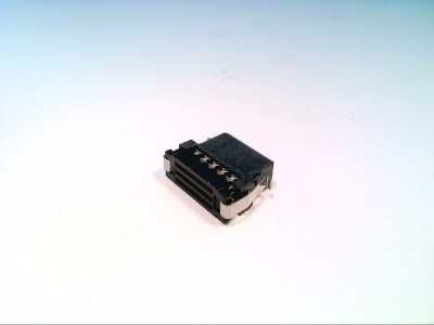 TE CONNECTIVITY 1-111196-8