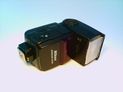 NIKON SB-600