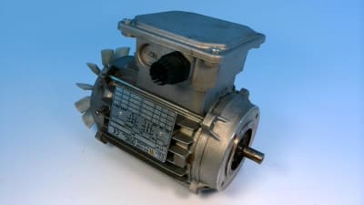 LENZE M63B4