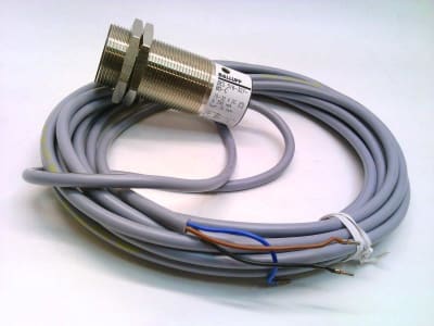 BALLUFF BES 516-327-A0-C