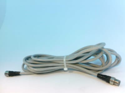 OMRON XS2W-D421-G81-F