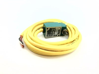 ALLEN BRADLEY 802M-H2Y12