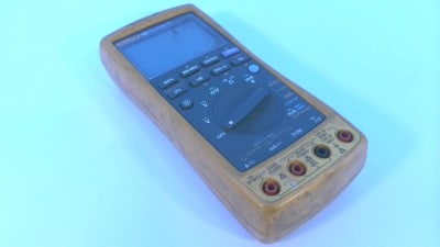 FLUKE 789