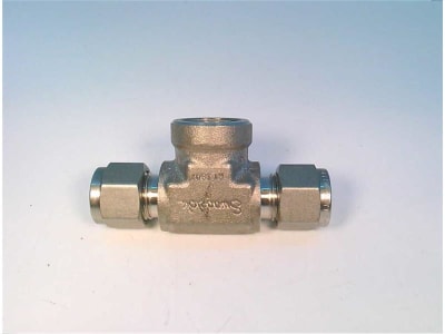 SWAGELOK SS-600-3-6RTTTF