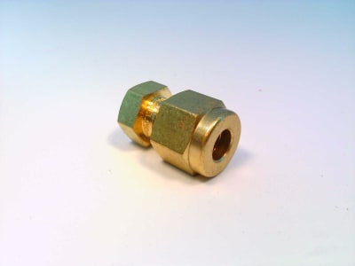 SWAGELOK B-400-C