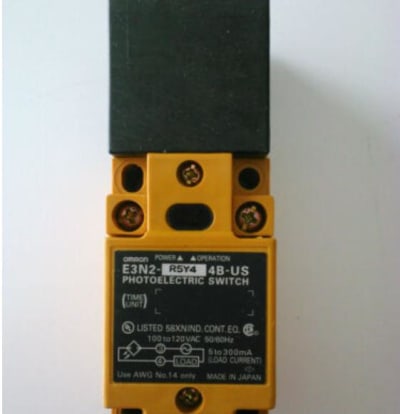 OMRON E3N2-R5Y44B-US