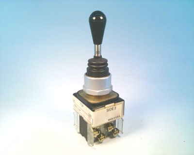 ALLEN BRADLEY 800T-T4MB22