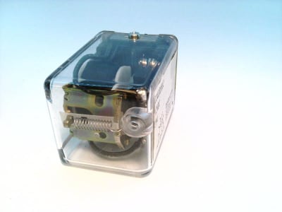 DANAHER CONTROLS 22Q2CD012