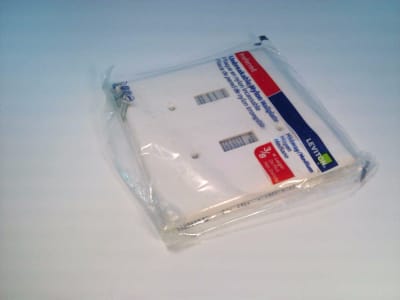 LEVITON R52-00PJ2-00W