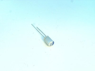 YAGEO A758BG106M1EAAE070