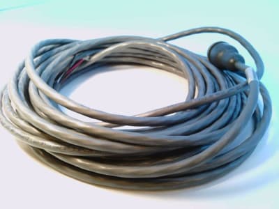 UNITED TECHNOLOGIES 32GB400322