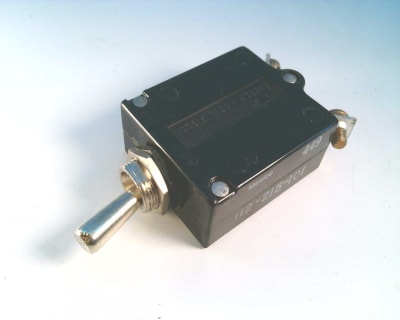 TE CONNECTIVITY 112-215-101