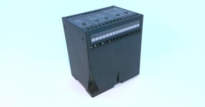 DEIF RMV-112D-STAR-240VAC-NE+NE-24VDC