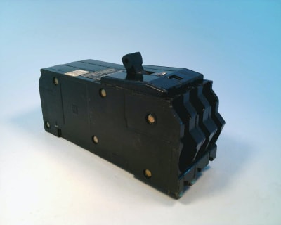 SCHNEIDER ELECTRIC Q1B390