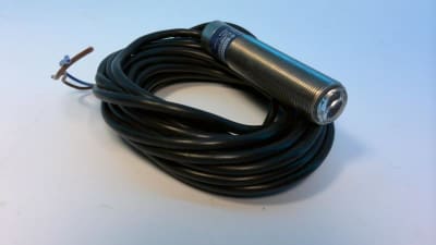SCHNEIDER ELECTRIC XU8M18MA230L5