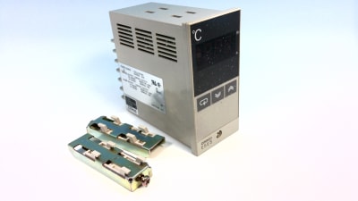 OMRON E5ES-R1KJ
