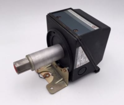 UNITED ELECTRIC J300-612