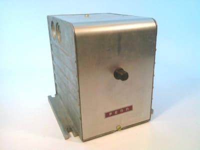 JOHNSON CONTROLS M40AGA-1