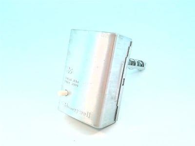 HONEYWELL L4064-B-2228