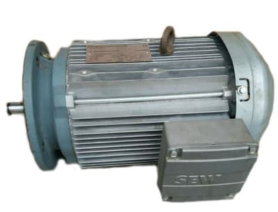 SEW EURODRIVE DRE100LC4