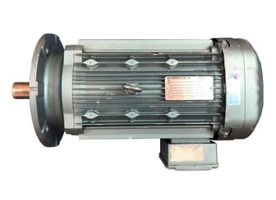 SEW EURODRIVE DRE132M4