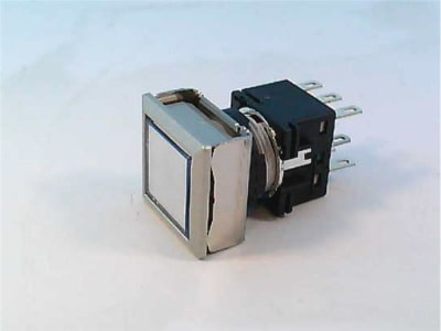 IDEC LB7ML-M1T64PW
