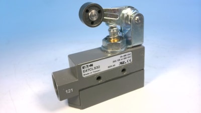 EATON CORPORATION E47CLS32