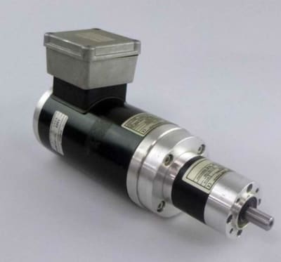 LENZE SPL52-2UVCR-056N22