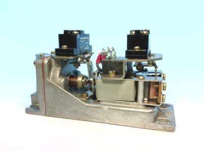 GENERAL ELECTRIC CR2820B-121AA2