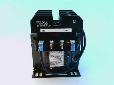 SCHNEIDER ELECTRIC 9070TF100D3
