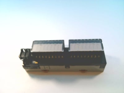 OMRON CRT1-OD16TA-1