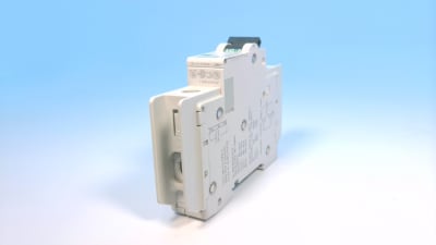 SCHNEIDER ELECTRIC M9F43105
