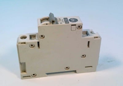 ALLEN BRADLEY 1492-CB1030