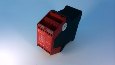 SCHNEIDER ELECTRIC XPSMP11123