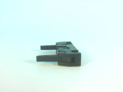 TE CONNECTIVITY 5499206-3