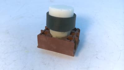SIEMENS 3SB1218-OQG01