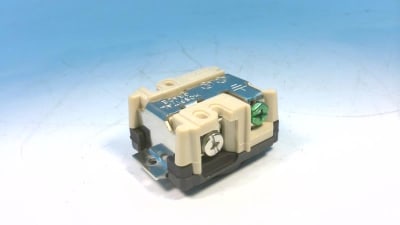 HUBBELL HBL8284