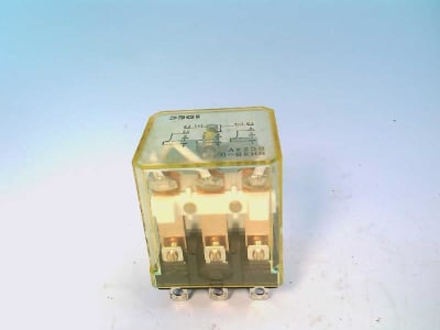 IDEC RH3B-D-DC24V