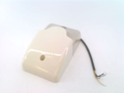 W BOX TECHNOLOGIES 0E-SRNSTROBT