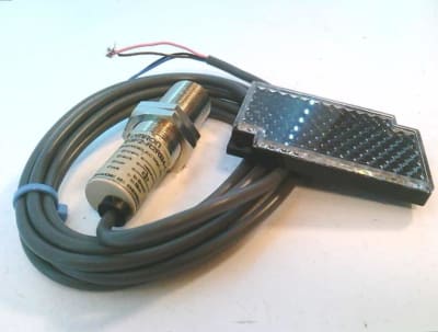 OMRON E3F2-R2RB4-C
