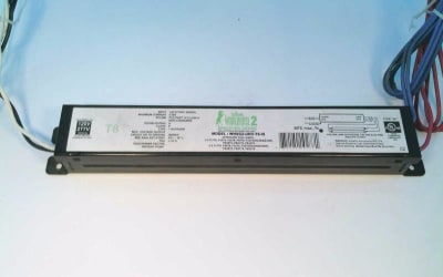 FULHAM WHSG2-UNV-T8-IS