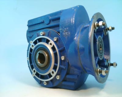 STM TEAM CBP70 1/69.6 56B5