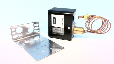 JOHNSON CONTROLS P70AA-400C