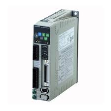 OMRON R88D-GN04L-ML2