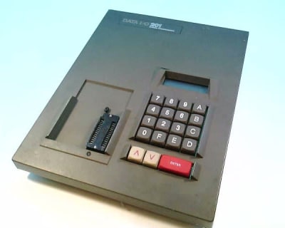 DATA I/O 990-1913-006