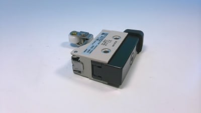 OMRON D4MC-3030
