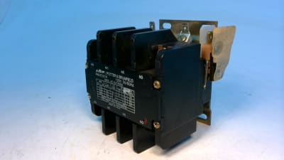 TE CONNECTIVITY P40-E1014