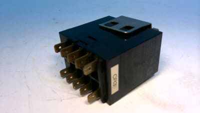 OMRON G2J-4442T-US-3-DC24