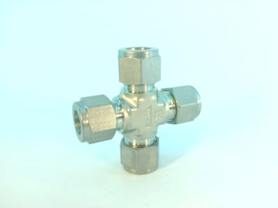 SWAGELOK SS-810-4
