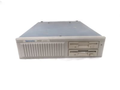TEKTRONIX 2402